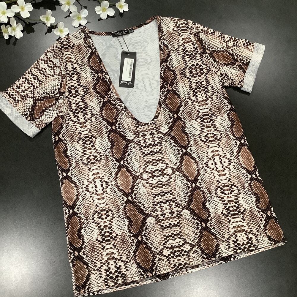 Nasty Gal Riley Snake Low Voop Neck Tee T Shirt Top Python Animal Print Brown
